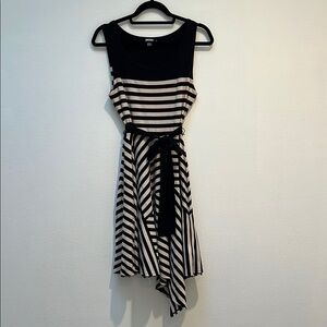 DKNY Striped Black and Cream Dress size:S NWOT